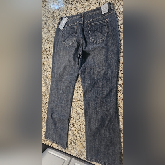 NWT..Chico's Platinum Blue Denim Jeans SIZE 2 - Picture 6 of 14